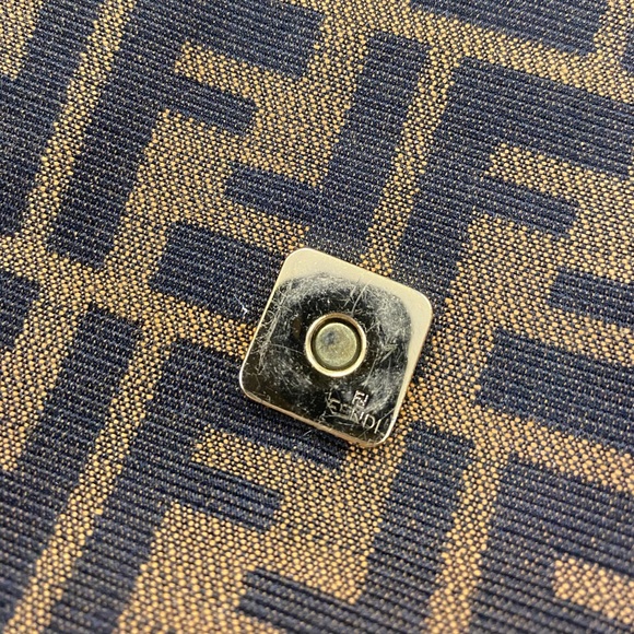 AUTHENTIC FENDI ZUCCA CLASSIC BAGUETTE - Picture 7 of 14